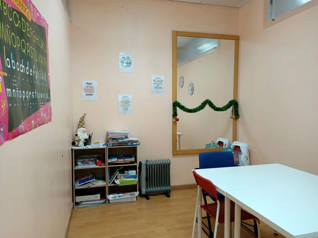 a8fb8050-a125-496e-a5d2-c9b4e5b5849a-1